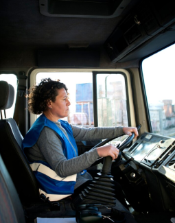 L’examen théorique du Code de la route accessible en Langue des Signes Française (LSF)